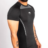 Venum Jaws 2.0 Rashguard Short Sleeves - Black